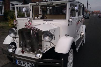 white vintage wedding limousine for hire in Middlesbrough and the north east