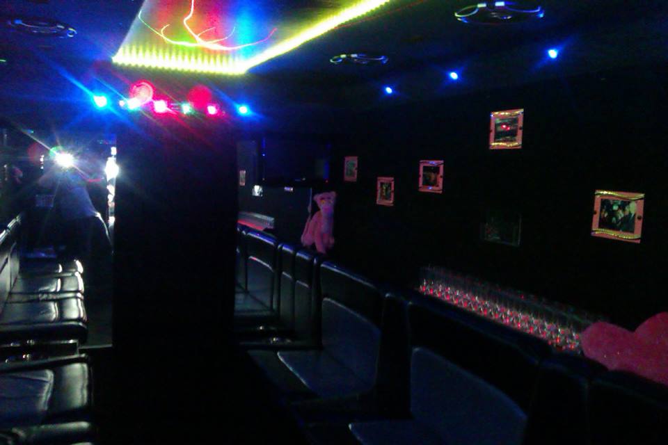 party bus and minibus hire Middlesbrough and the north east. 16 seat luxury coach hire Newcastle and Durham.